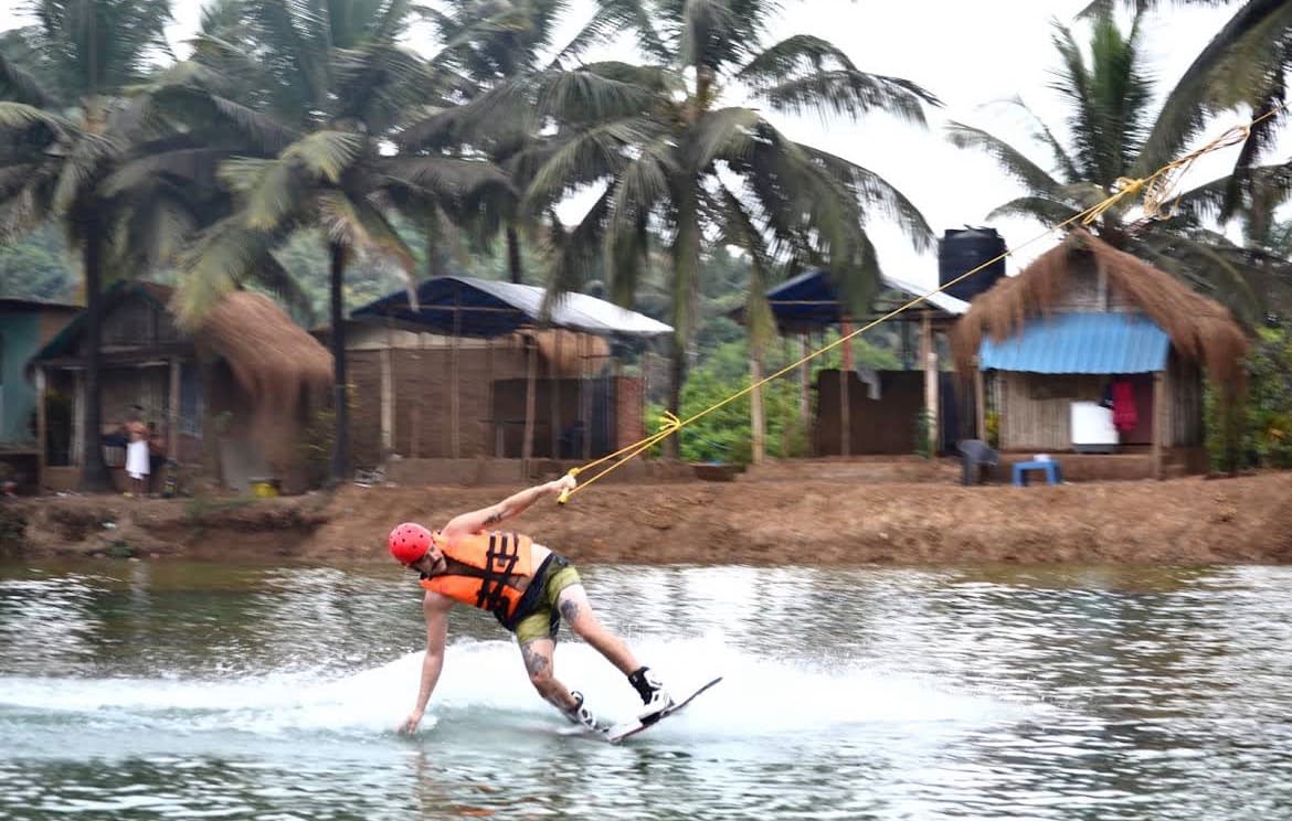 Wakeboard Surfing in Goa - image 1